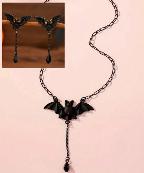 Halloween - Bat Necklace & Earrings Set