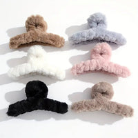 6 Piece Set -  Plush Faux Fur Hair Jaw Clips